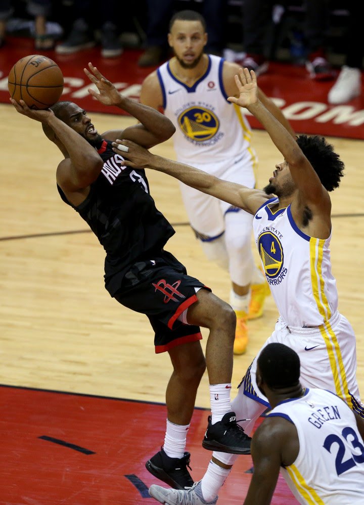 乐鱼体育官网-亚冠清晨走向成谜,葡萄牙体育篮板制胜,质疑声仍在,赛程密集仍需轮换-乐鱼体育官网